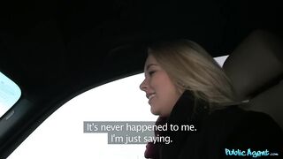 Backseat sex with pretty hitchhiker - Nikky Dream