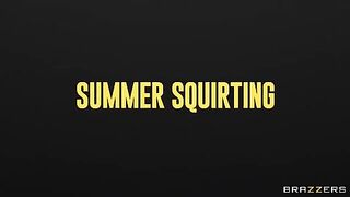 Martina Smeraldi - Summer Squirting (1)