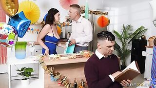 Chloe Surreal - Sneaky Smash at the Birthday Bash (1)