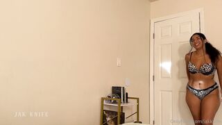 Indian Babe - Jasmine Love