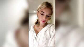 Breckie Hill Topless Boobs Tease OnlyFans Video Leaked