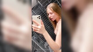 Nastya Williams Pussy Tease Infront of Mirror Video Leaked