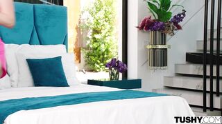 Eliz Benson - Boxing Beauty Eliz Has Intense Anal With Trainer 24 03 2024