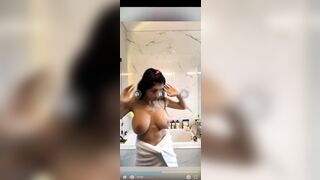 Mia Khalifa Towel Tease Titty Show OnlyFans PPV Video