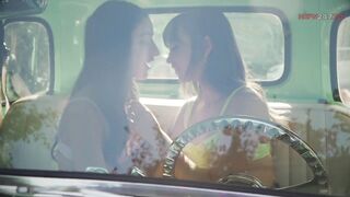 Riley Reid lesbian scene with Emily Willis OnlyFans leak free video