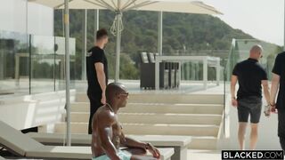 Infatuation in 4K - Sia Siberia