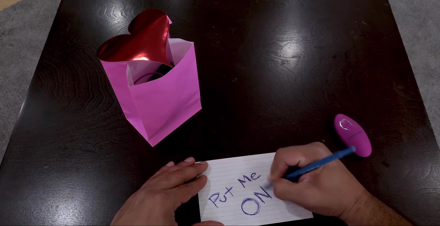 Emily Willis - Vibrating Valentines Panties (1) - Daddys Comfort | PornWex Emily Willis - Vibrating Valentines Panties (1) - Daddys Comfort | PornWex