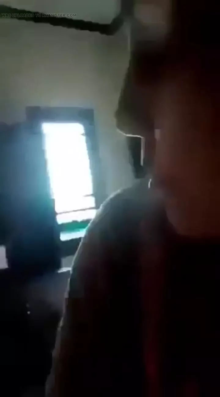 Pathan girl boob show