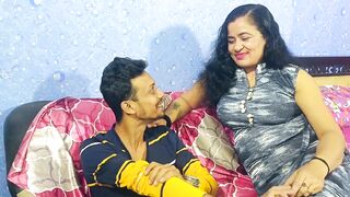 My Best Fuck when Bhabhi alone at home, I took the opportunity when bhabhi's husband not present at home