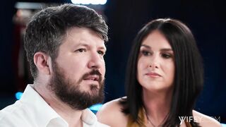 Sienna Rae - Hubby Watches Wife Get Double Penetrated