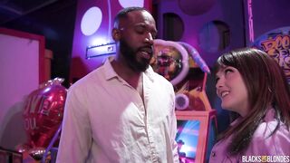 Adventure At The Arcades in HD - Jade Valentine