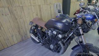 Pamsnusnu - Now I Sell Motorcycles