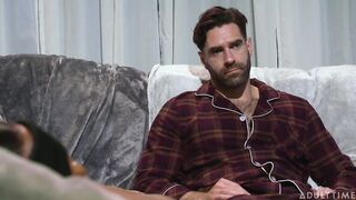 Mama Mustnt Catch Us in HD - Lily Starfire