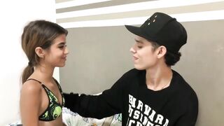 I ARRIVE AT MY GIRLFRIEND'S ROOM, I SEE HER IN SEXY CLOTHES AND I LIFT HER UP WITH MY DICK. WE FUCK HARD UNTIL I CUM IN HER LITTLE PUSSY - HOMEMADE PORN