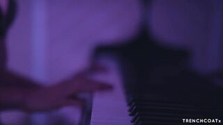 Vina Sky - Make Me Feel Something