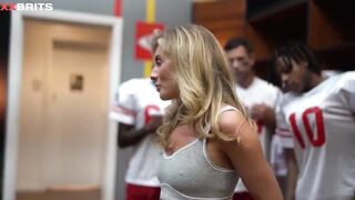 Bonnie Blue - British Cumslut Fucking 10 NFL Player Gangbang