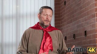 Elena Vedem - Hot And The City 22 04 2025