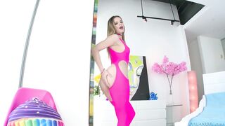 Squirting, Gaping Jillians Anal Fun - Jillian Janson