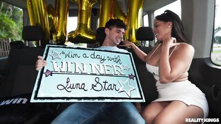 Mega Fan Wins a Ride - Luna Star