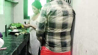 Step sister ko kitchen me pel kar bhag gya