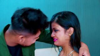 Bhabhi ne devar ko akela pakar room me mast chudai kiya