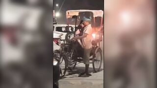 Horny Drunk Girl Mastrubating & Sucking Ricksha-Driver's Dick On Road~ Viral Mms