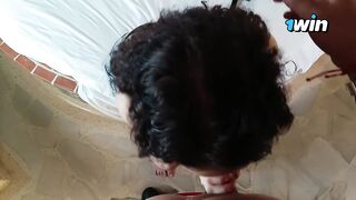 MY GIRLFRIEND'S BEST FRIEND OFFERS TO HAVE SEX WITH ME WHILE MY GIRLFRIEND IS OUT OF TOWN