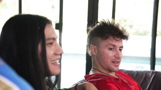 Foot Fetish Touchdown - Kitana Montana