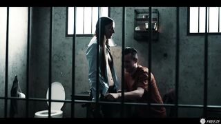 Amirah Adara and Sam Bourne Free to Leave - Freeze