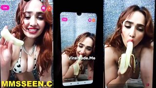 Bollywood Actress Aditimistry Show Boobs And Ass Hot Live Chat