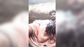 Mallu Hormy Girl Outdoor Kissing Giving Blowjob To Boyfriend