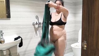 Fuck in oyo hotel hardcore sex deeply throat the pink pussy sucking big boob