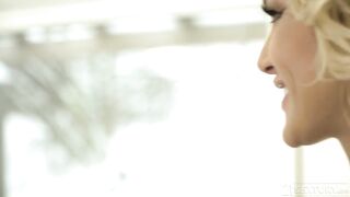 Let's Surprise Cherry - Cherry Kiss