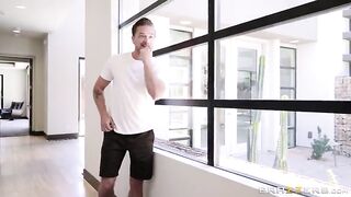 Reagan Foxx Shy Moms First Squirt