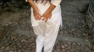 Indian village hot school desi girl fucked in the forest viral MMS 18+