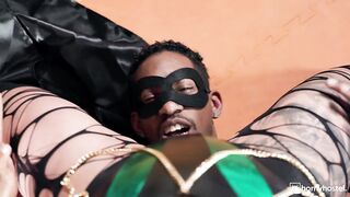 Jolee Love And Amalia Davis Tag Me In - HornyHostel