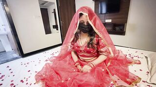 Suhagraat Ka Thofa - Pehla Raat Mein Dulhan Ki Gand Mari Jordaar Anal Desi Village Bhabhi