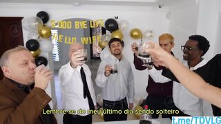 Na Festa De Despedida Deu Uma Loirinha Pra Ele LEGENDADO - Kali Roses