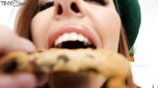Vanna Bardot - Tiny4K - Eat My Cookie
