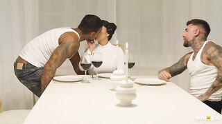 Sara Retali - Princess Leia Seduces Two Rebels