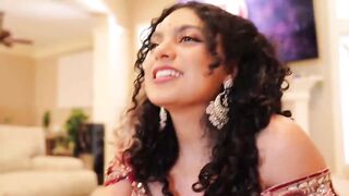 Desi Babe In Traditionals Dress