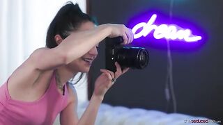 Seducing The New Photographer