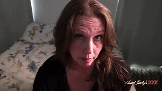 AuntJudysXXX - Busty Mature Amateur MILF Autumn Makes Homemade Porn with the Delivery Guy