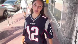 Quickie Find-Pro Hottie Fucks A Patriots Player - Sisi Rose