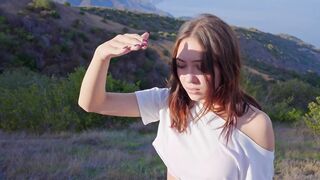 Mia River- Castaways