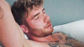 MeidenVanHolland – Kelly Star Kellys Ontbijt Op Bed