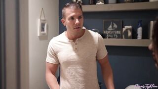 Jessica Ryan & Maya Woulfe Horny Threesome