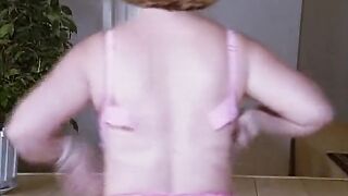 Curvy Mature Lady From Germany Playing Withe Her Pussy on Casting