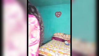 Bengali Sexy Boudi In Saree Gives Blowjob