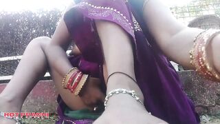 Indian Village Beautiful Hot Wife Fuck With Husband Outdoor Clear Hindi Audio, Indian Village Bhabhi fuck in outdoor forest xxx